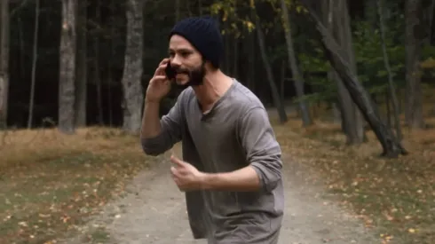 Así será SNL 1975, con Dylan O’Brien