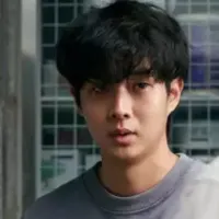 ¿Quién es Choi Woo-shik, protagonista de ‘La paradoja del asesino’ de Netflix y actor de ‘Parásitos’?