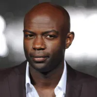 Así es Aquiles en Netflix, interpretado por David Gyasi