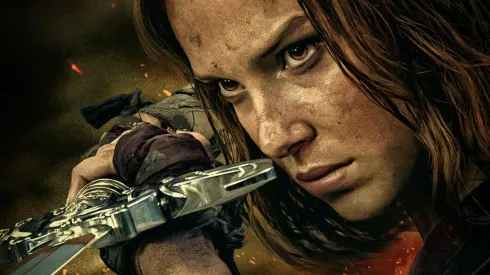 Millie Bobby Brown es Elodie en Damisela, de Netflix.