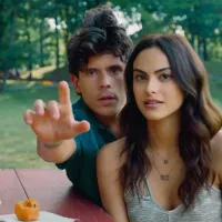 Música: Trailer de la comedia romántica con Camila Mendes y de qué se trata la película de Prime Video