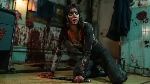 Melissa Barrera es otra de las actrices que se luce en Abigail, aparte de Alisha Weir, como la vampira de turno.