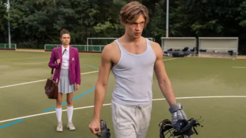 La serie tiene seis capítulos y te decimos las canciones que salen en cada uno de ellos.