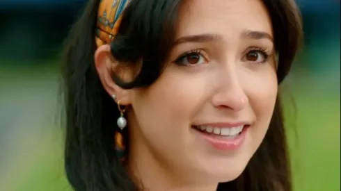 El personaje principal de la serie es Isabella Moore.