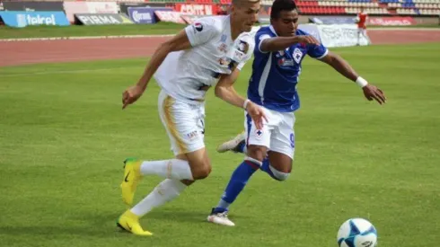 Segunda caída consecutiva (Liga Premier Magazine)