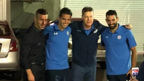 La foto de la reconciliación: Caixinha, Salas, Pelaez y Caute