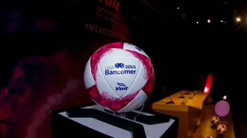 Todo octubre tendrá balones rosas en las canchas.