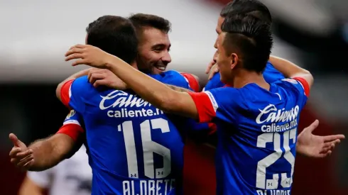 Opciones de jugar en al Azteca o salir