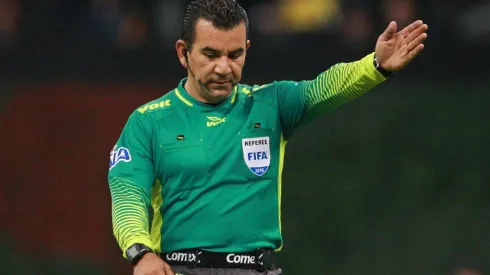 Tuvo tres polémicas en el encuentro