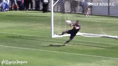 Pablo Aguilar se lució en el arco.