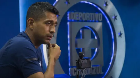 Hernández atendió a los medios hoy.