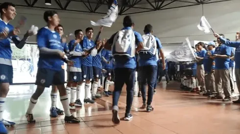 Cruz Azul viajó esta tarde a Monterrey. (Cruz Azul FC)