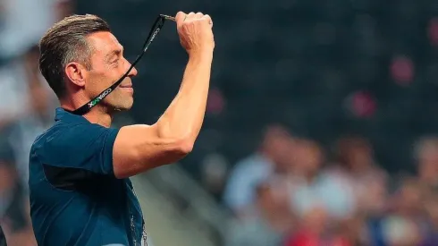 Contra todo y todos lo hizo posible