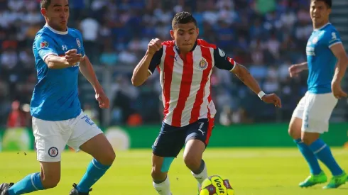 Orbelín Pineda lleva varias semanas en la órbita de Cruz Azul. (Jam Media)