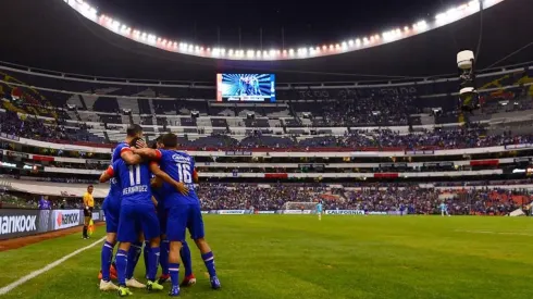 Cruz Azul ha sabido solo de victorias cuando debe definir una serie en el Azteca.
