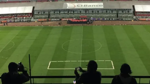El césped del Estadio Azteca luce muy bien. (Abigaíl Parra)