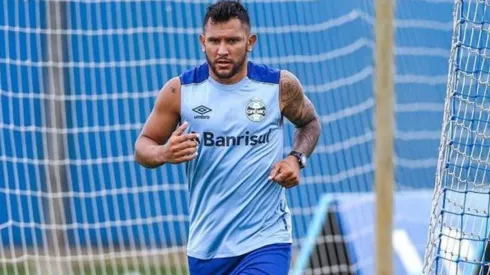 Walter Montoya ya se entrena con su nuevo equipo. (Foto: Gremio)