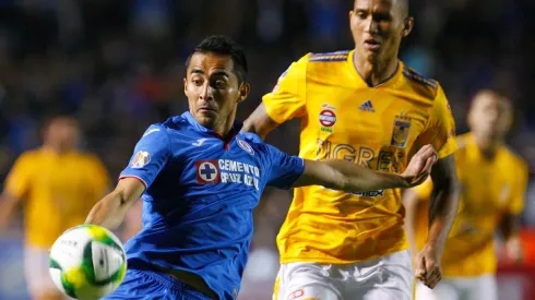 Cruz Azul visita a Tigres esta noche.