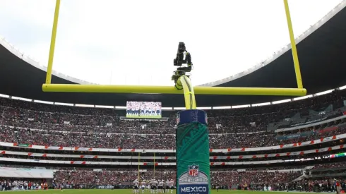 Cruz Azul sufrió por el césped del Estadio Azteca.