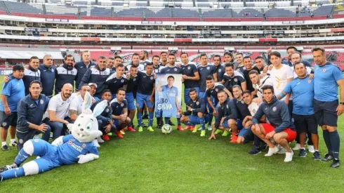 El plantel de Cruz Azul le envió su apoyo a Silva.