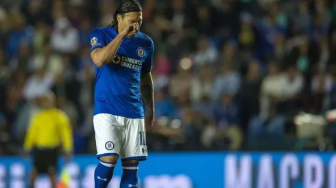 Carlos Peña triste en su paso por Cruz Azul.
