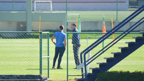 Ricardo Peláez y Pedro Caixinha hablaron hoy.