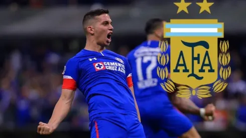 Iván Marcone con la playera de Cruz Azul.
