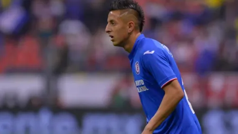 Cruz Azul los cumplió con Roberto Alvarado.