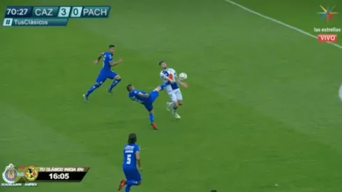 Aguilar fue expulsado a los 69'.