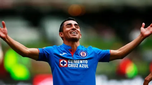 Baca anotó el primer tanto de la goleada sobre Pachuca.