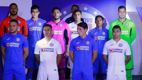 Cruz Azul presentó su nueva camiseta en enero.