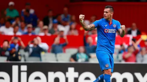 Milton Caraglio celebrando ante Pachuca.