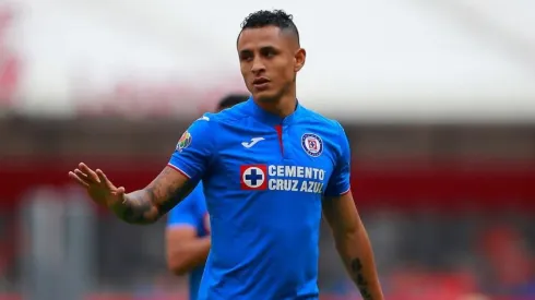 Yoshimar Yotún en el partido frente a Querétaro.