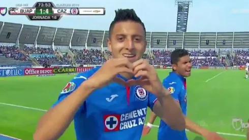 Alvarado anotó dos goles.