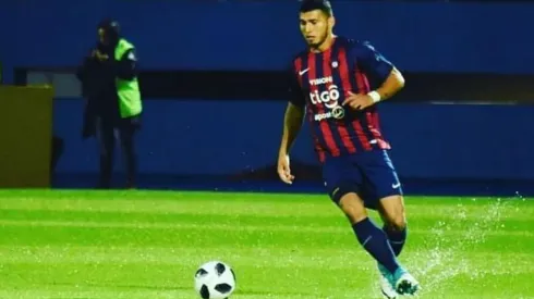 Dirigente paraguayo asegura que lo de Juan Escobar a Cruz Azul ya está definido