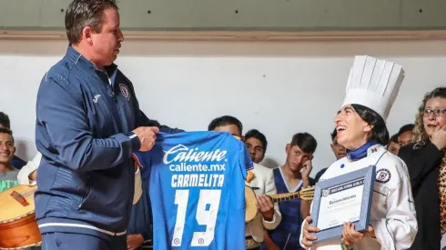 Reconocimiento a Carmencita.