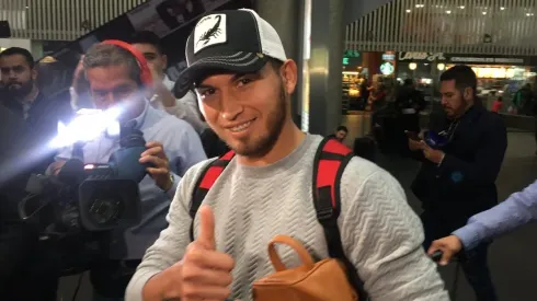 Juan Escobar ya está en México y firmará esta tarde con Cruz Azul