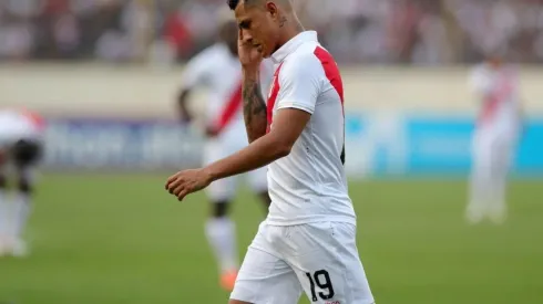 Yotún salió expulsado del revés 3-0 ante Colombia en Lima y abandonó la sesión del lunes