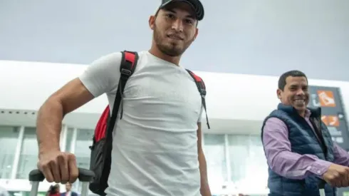 El defensor paraguayo estuvo un par de días en México junto a su representante y no la pasaron del todo bien