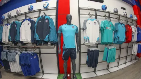Cruz Azul inaugura su nueva tienda oficial en La Noria