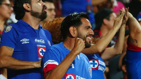 ¿Por qué Cruz Azul presentó un nuevo himno esta noche?