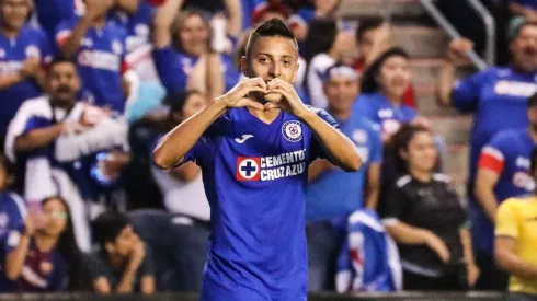 VIDEO: Golazo de Roberto Alvarado pone en ventaja a Cruz Azul