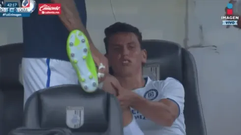 Fea lesión de Igor Lichnovsky obliga a Cruz Azul a cambiarlo en el 1T