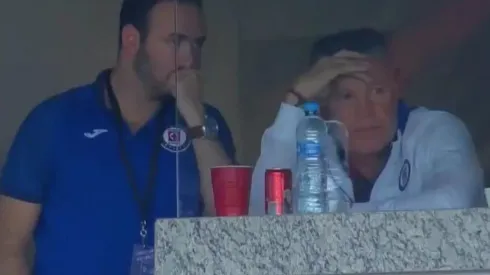 La molestia de Ricardo Peláez tras la terrible goleada que recibió Cruz Azul