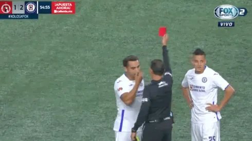 VIDEO: Adrián Aldrete recibe tarjeta roja tras estúpida falta