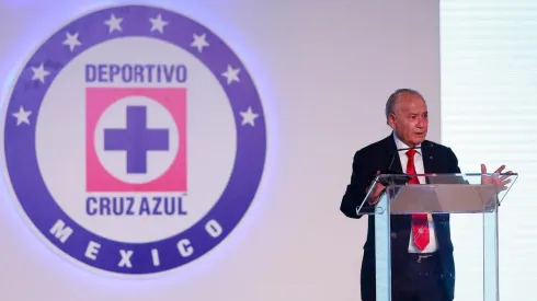 Fue Billy Álvarez quien decidió cortar la cabeza de Caixinha en Cruz Azul