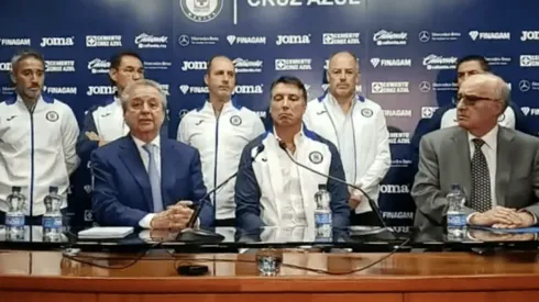 Vergonzoso: Billy Álvarez no llega a la presentación de Siboldi
