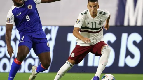 Roberto Alvarado perfila de titular en el amistoso USA vs México de hoy