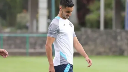 Eustáquio festeja su regreso a las prácticas tras recibir el alta médica