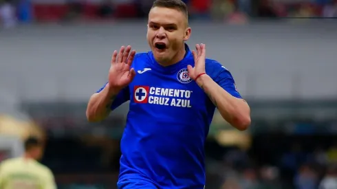 Cabecita es escogido el mejor jugador del Clásico Joven